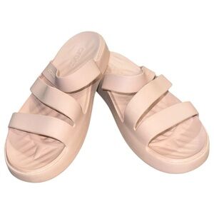 Crocs Brooklyn Strappy Sandals Nude Blush Women’s 11W Wedge Comfort Shoe